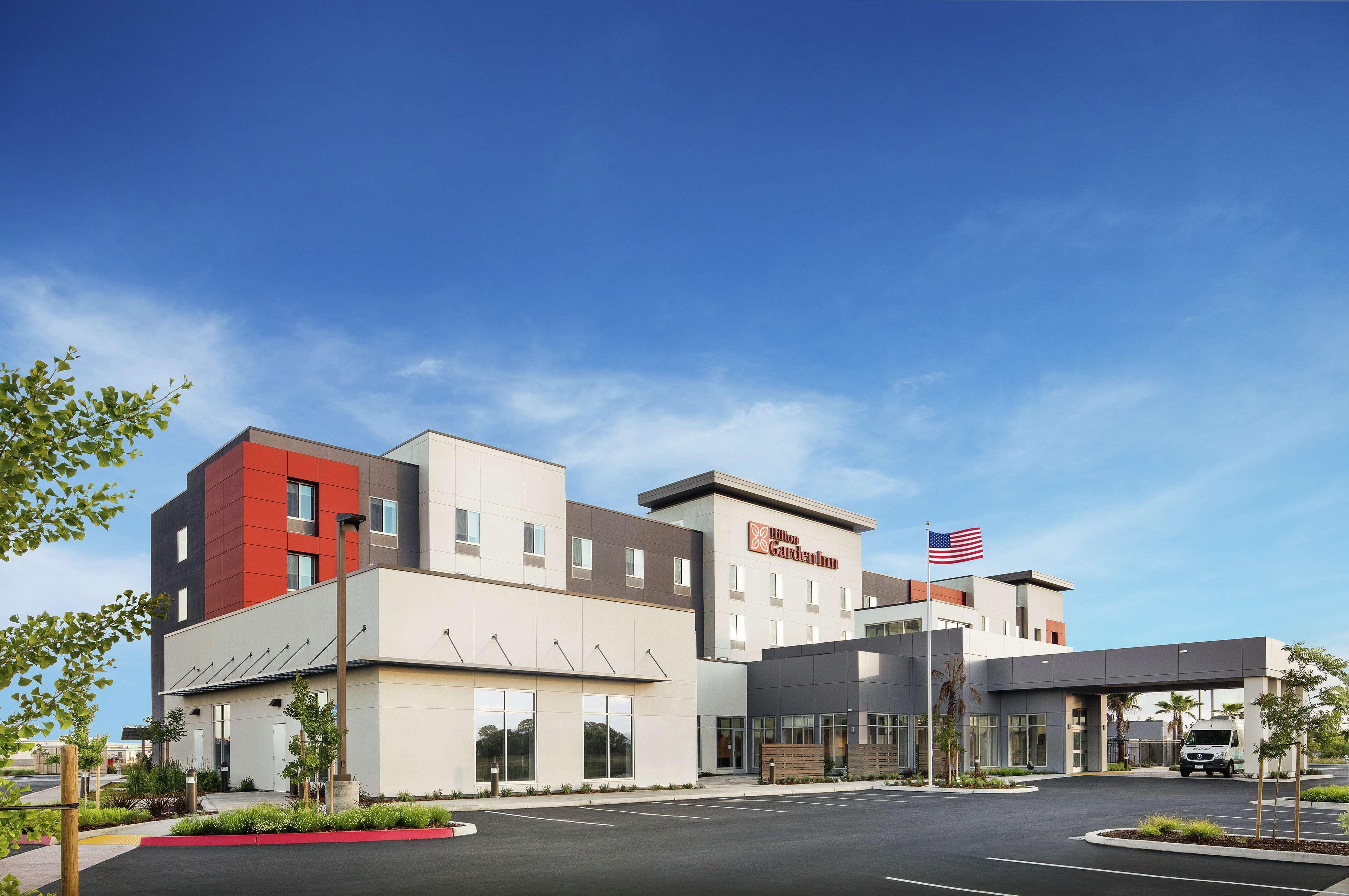 Hilton Garden Inn Sacramento Airport Natomas Exterior photo