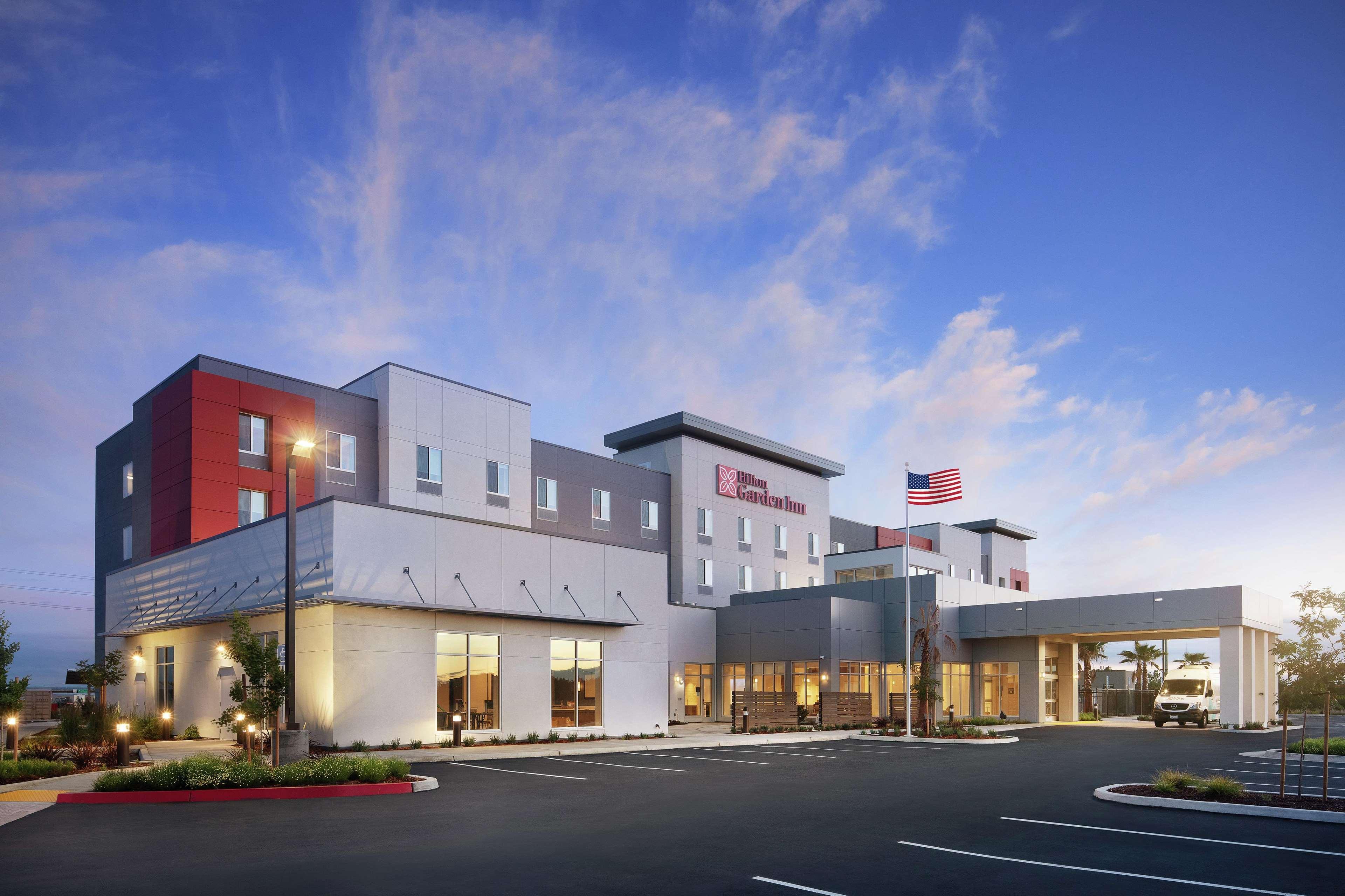 Hilton Garden Inn Sacramento Airport Natomas Exterior photo