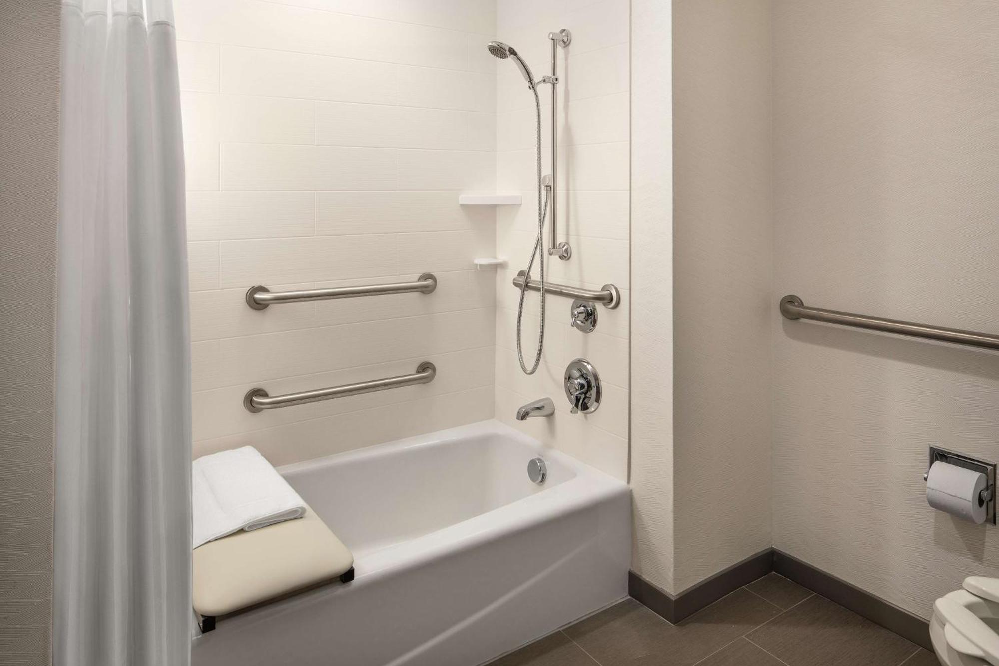 Hilton Garden Inn Sacramento Airport Natomas Exterior photo