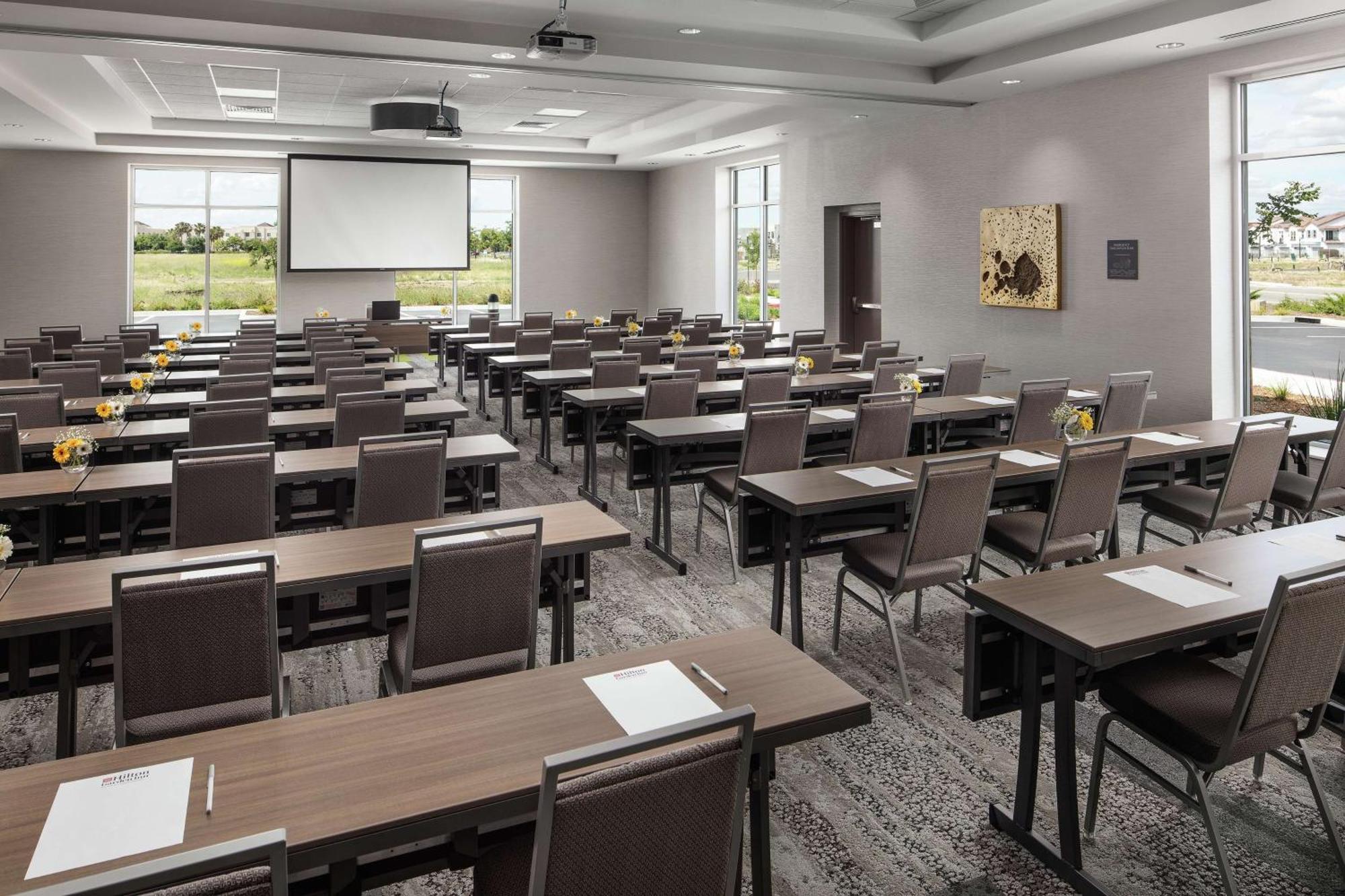 Hilton Garden Inn Sacramento Airport Natomas Exterior photo